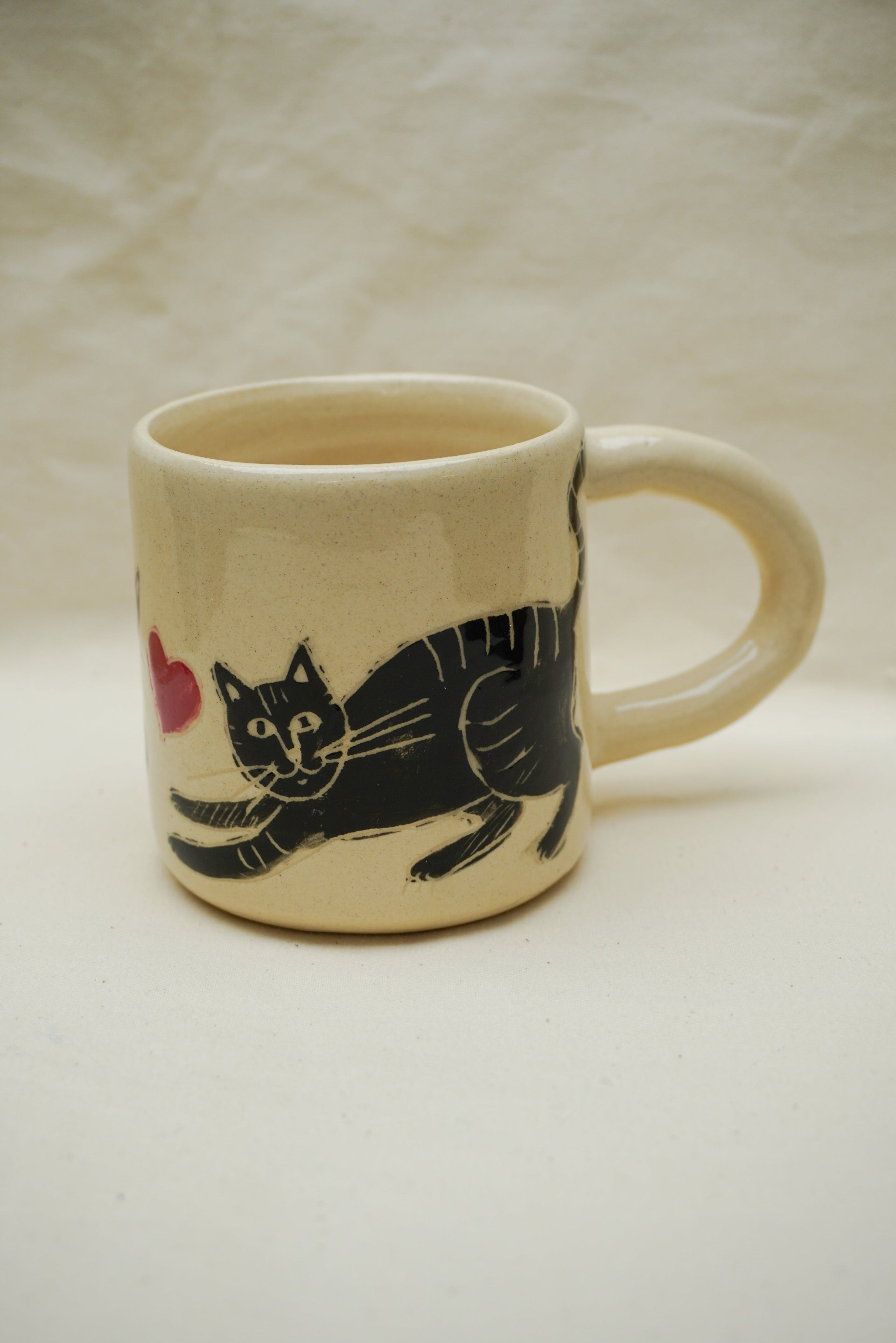 Kubek z kotkiem i sercem