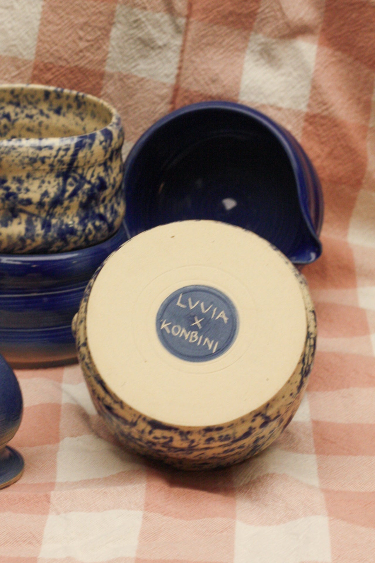 Lvvia Konbini matchawany