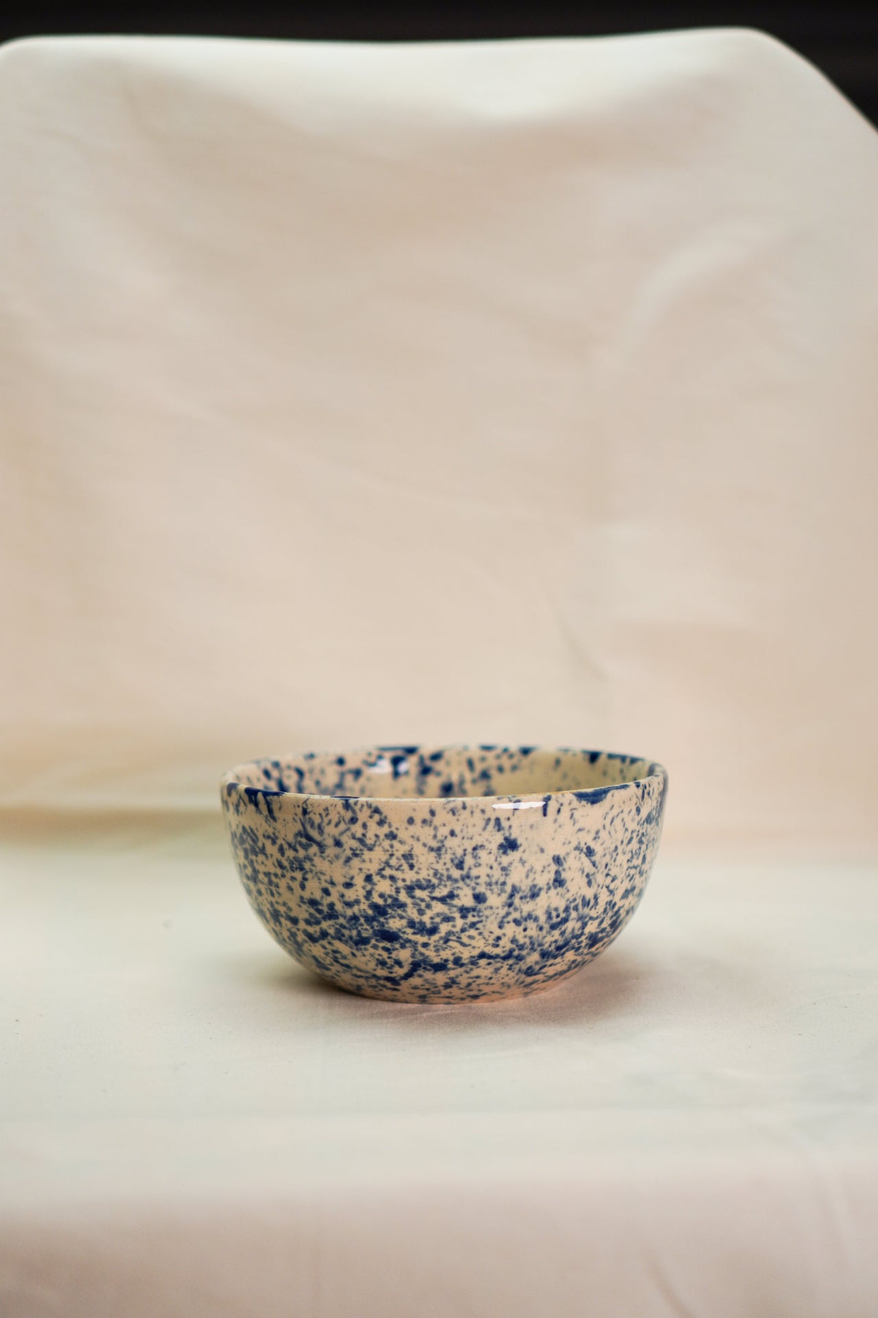 Miska ceramiczna Kobalt Splashes.