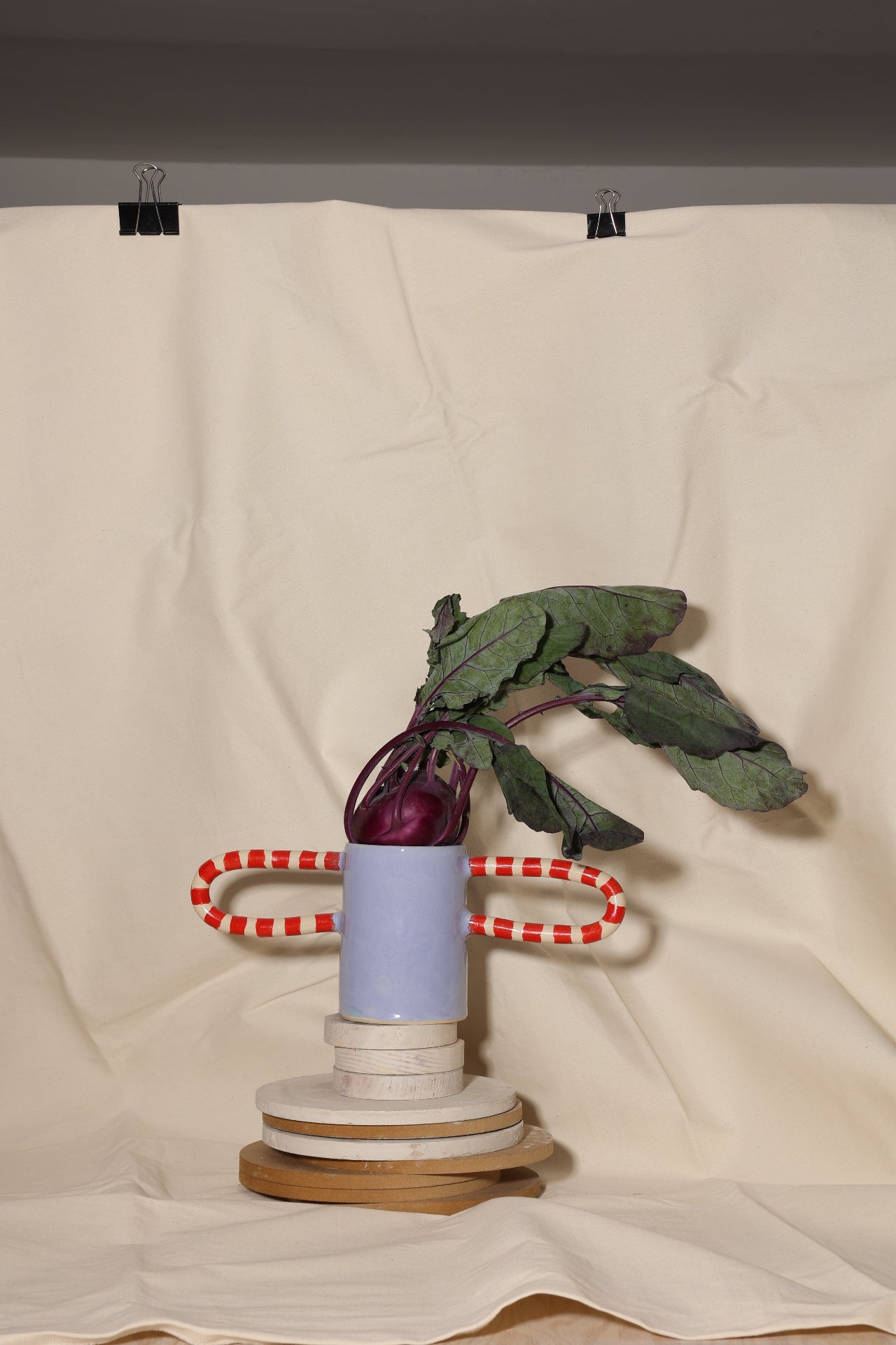 Wazon circus z kwiatami