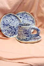 Zestaw talerzy i kubek kobalt