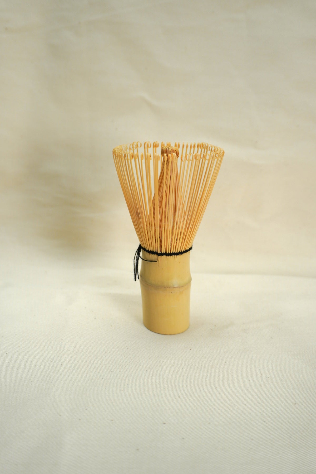 Chasen, miotełka bambusowa do matchy