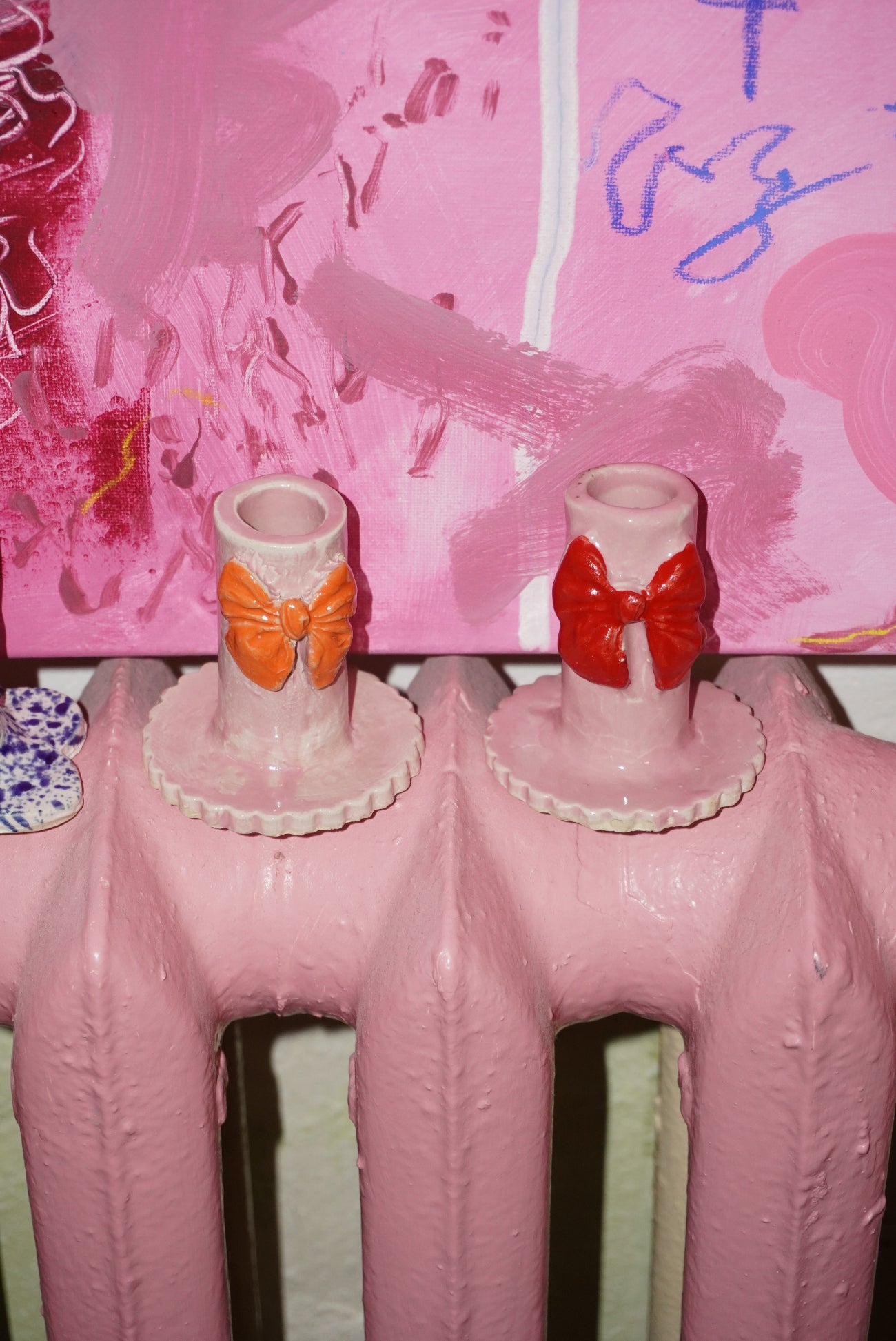 BOW candle holder